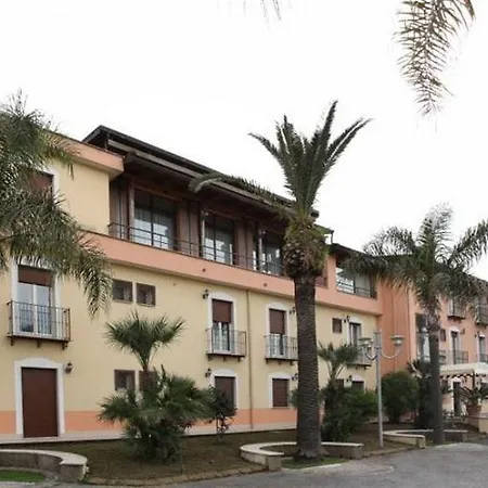 Liternum Hotel 3*
